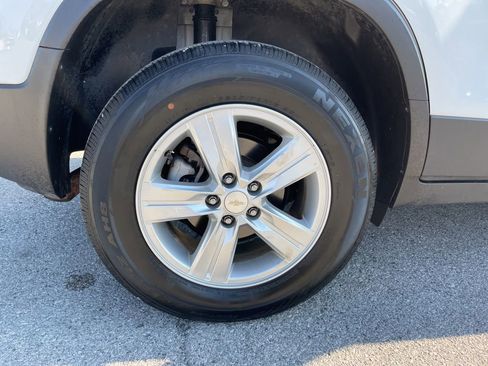 Used 2022 Chevrolet Trax LT image 51