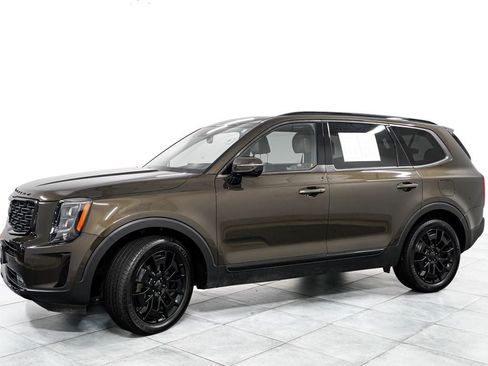 Used 2021 Kia Telluride SX w/ SX Prestige Package AWD/4WD image 4