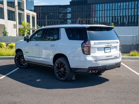 Used 2023 Chevrolet Tahoe Premier AWD/4WD image 3