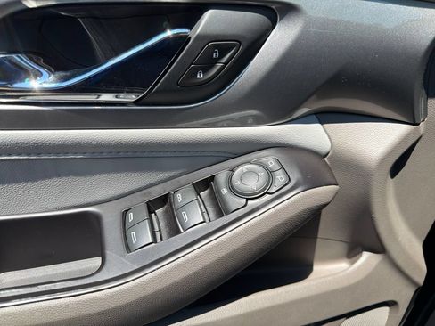 Used 2019 Chevrolet Traverse LT w/ LPO, Floor Liner Package AWD/4WD image 35