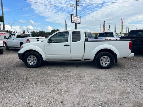 Used 2020 Nissan Frontier S w/ S Utility Package image 6