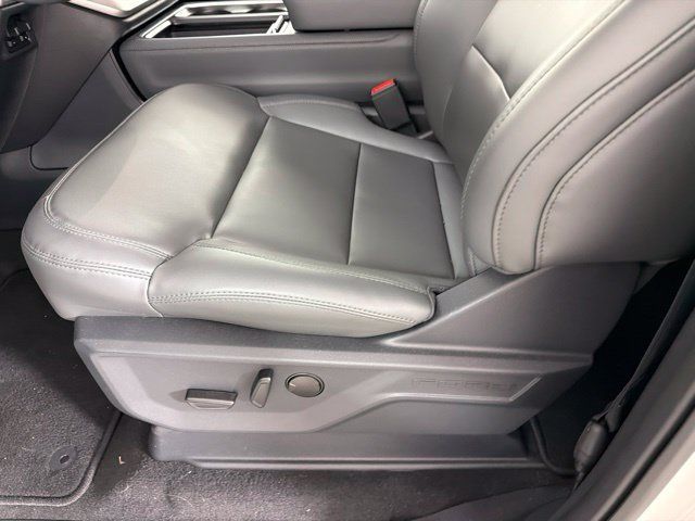 Used 2026 Ford Expedition Max Active RWD image 17