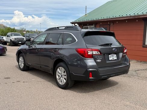 Used 2019 Subaru Outback 2.5i Premium AWD/4WD image 6
