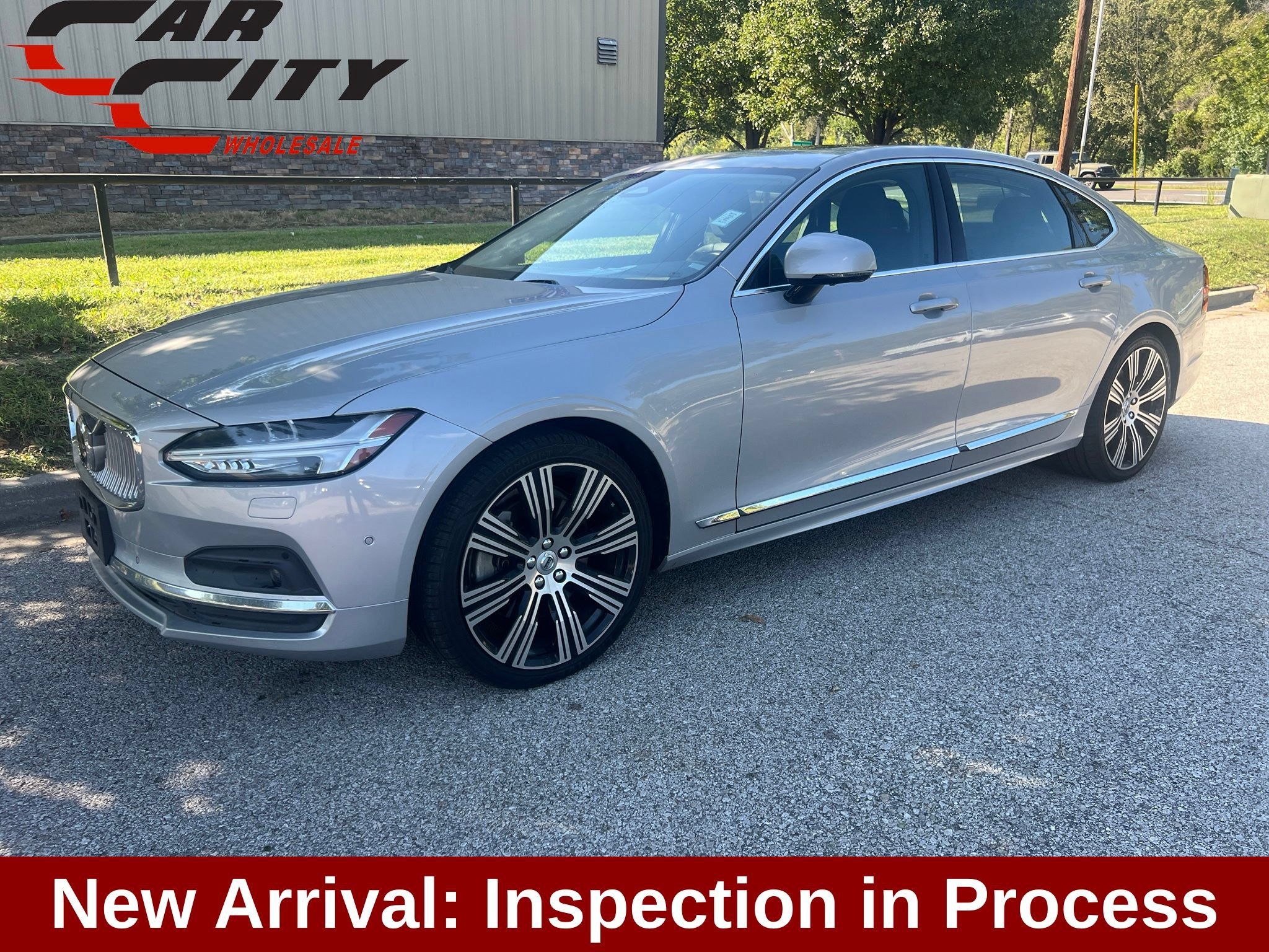 Used 2023 Volvo S90 B6 Plus AWD/4WD image 1