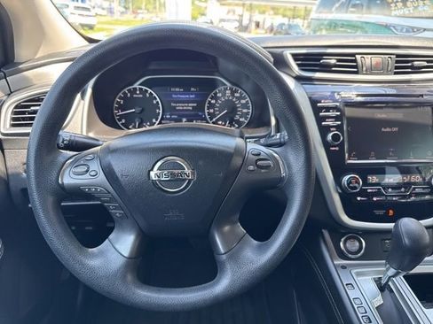 Used 2019 Nissan Murano S AWD/4WD image 11