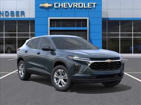 New 2026 Chevrolet Trax LS FWD image 7