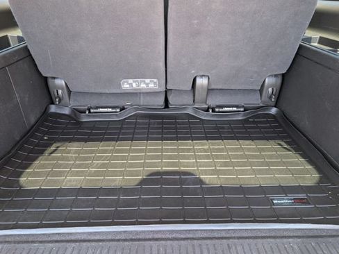 Used 2014 Chevrolet Suburban LT AWD/4WD image 24