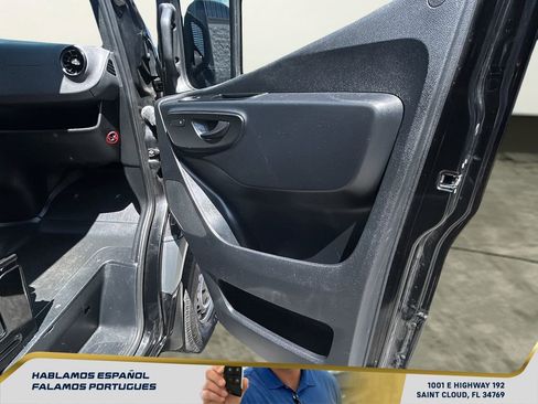 Used 2024 Mercedes-Benz Sprinter 2500 image 27