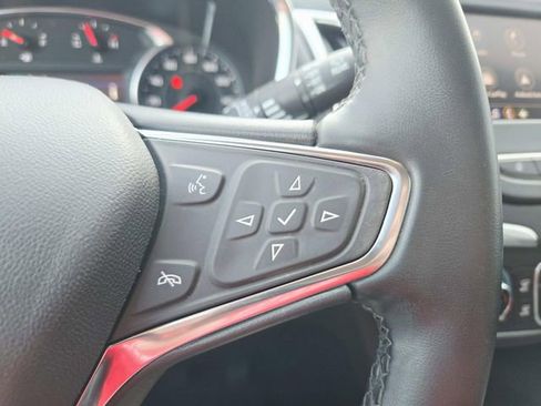 Used 2024 Chevrolet Equinox LT w/ LPO, Floor Liner Package image 17