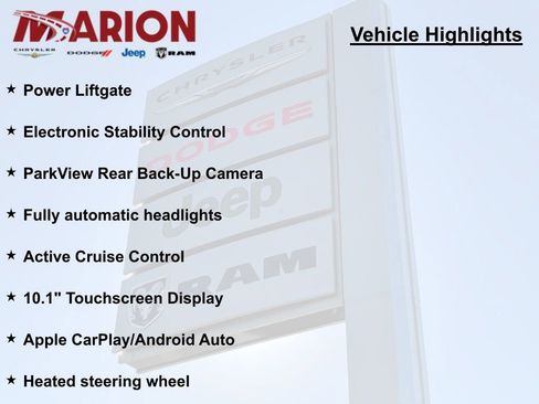 Used 2023 Chrysler Pacifica Touring-L FWD image 7