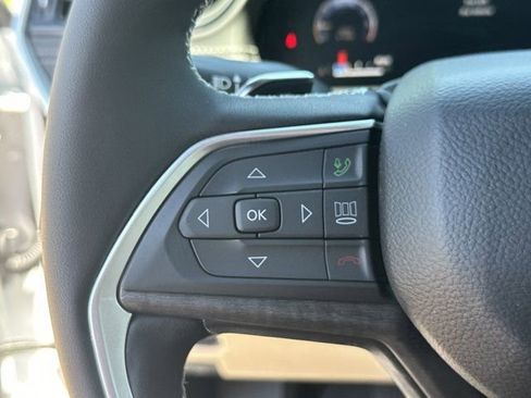 New 2026 Jeep Grand Cherokee Limited AWD/4WD image 23