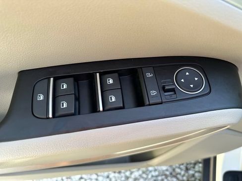 Used 2025 Kia Soul LX FWD image 22