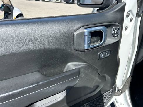 Used 2021 Jeep Wrangler Unlimited Sport image 36