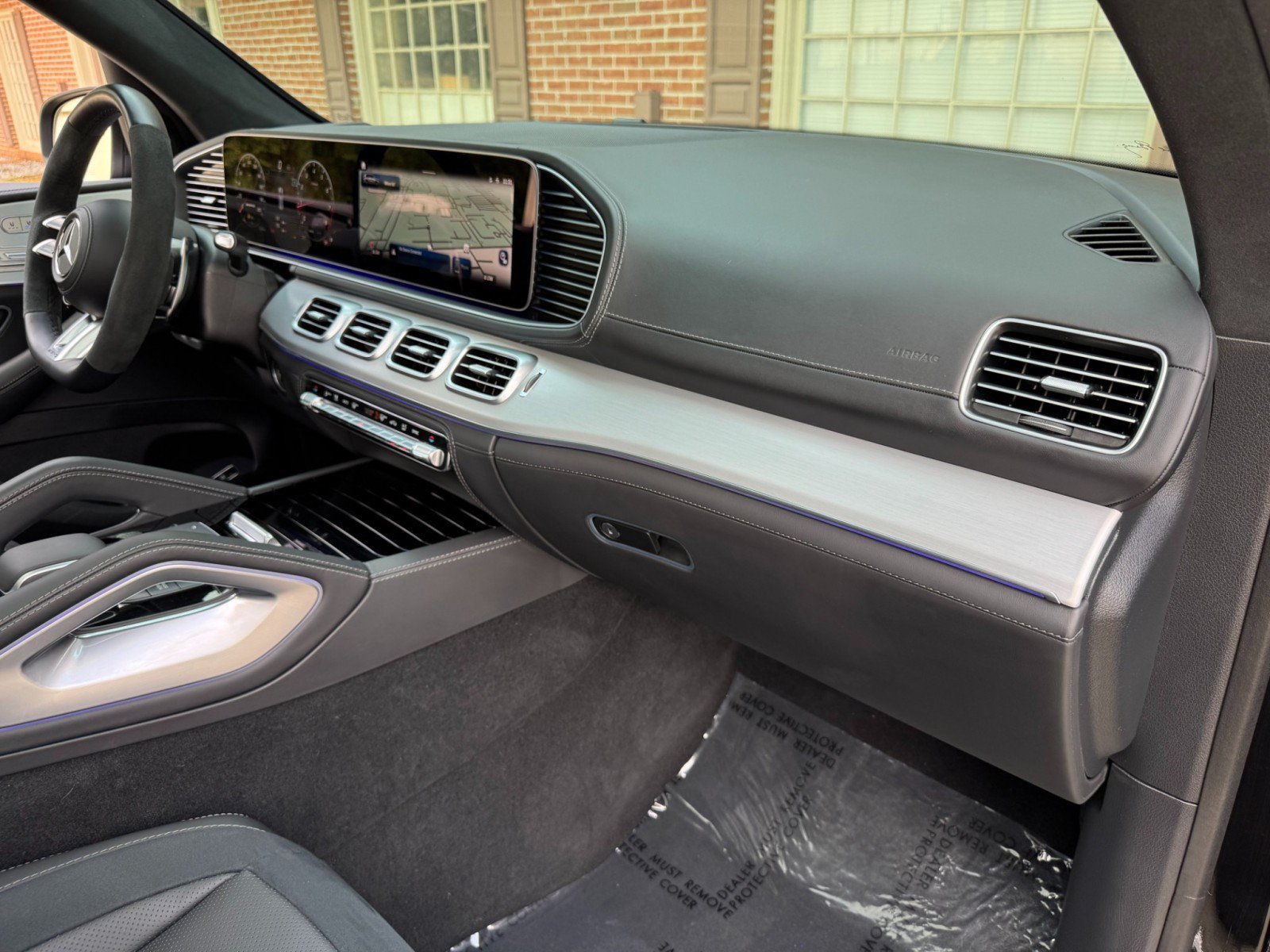 Used 2025 Mercedes-Benz GLS 63 AMG 4MATIC image 17