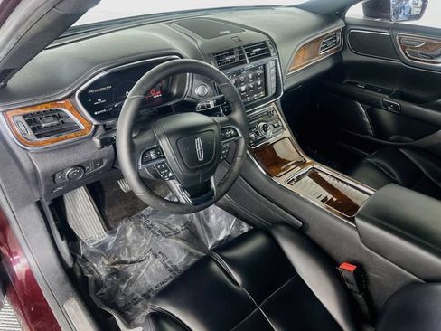 Used 2018 Lincoln Continental Premiere FWD image 11