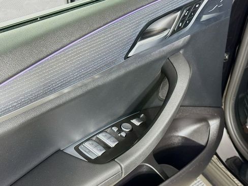 Used 2022 BMW X4 xDrive30i w/ Convenience Package image 18