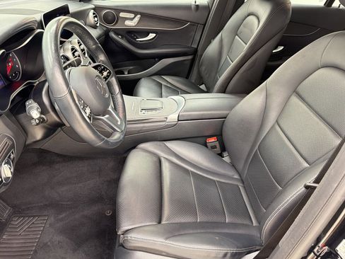 Used 2020 Mercedes-Benz GLC 300 4MATIC image 5