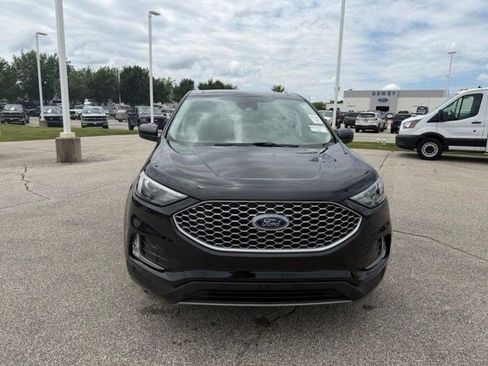 Used 2024 Ford Edge SEL w/ Convenience Package AWD/4WD image 3