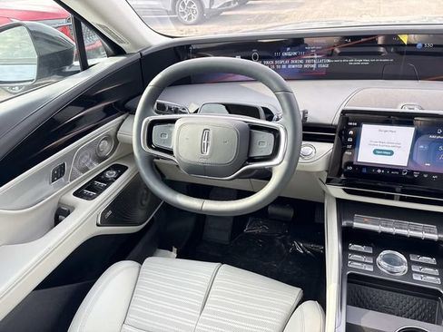 New 2026 Lincoln Nautilus Reserve AWD/4WD image 16
