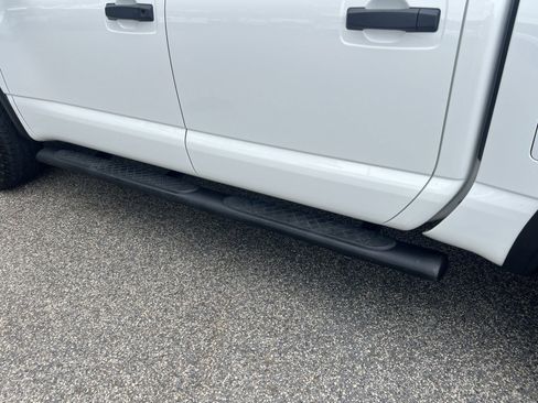 Used 2021 Nissan Titan PRO-4X w/ Pro-4x Convenience Package AWD/4WD image 32