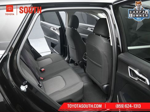 Used 2023 Kia Sportage LX image 31