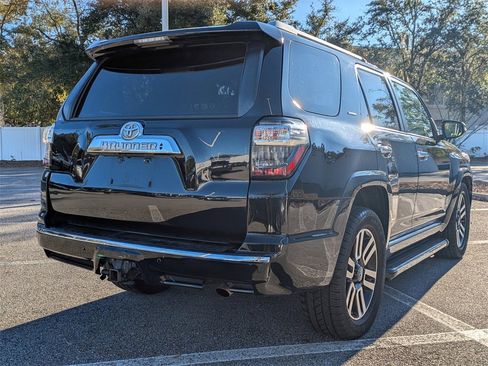 Used 2015 Toyota 4Runner Limited image 4