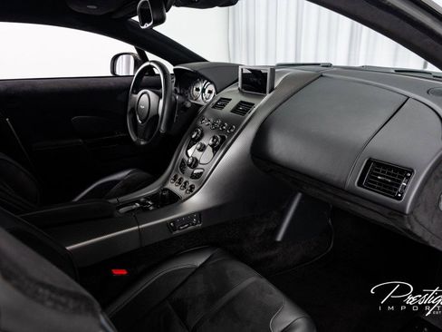 Used 2019 Aston Martin Rapide AMR image 54