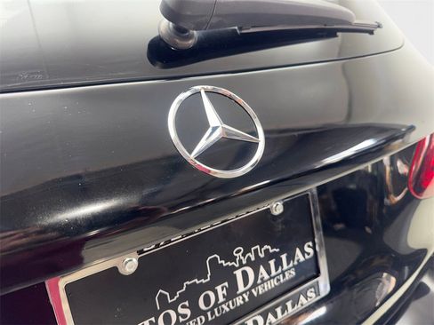 Used 2020 Mercedes-Benz GLC 300 image 21