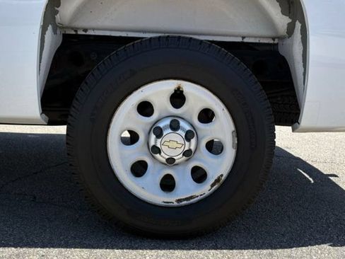 Used 2013 Chevrolet Silverado 1500 W/T AWD/4WD image 12