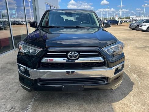Used 2020 Toyota 4Runner Limited RWD image 6
