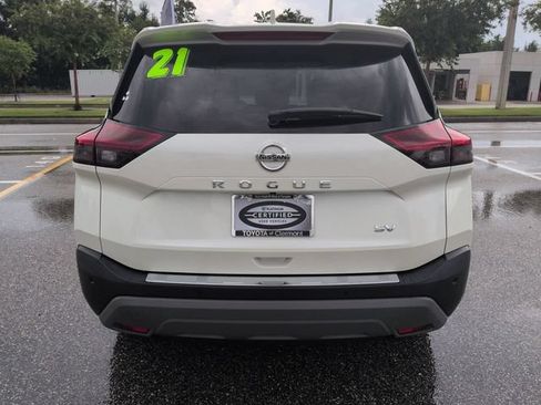 Used 2021 Nissan Rogue SV FWD image 5