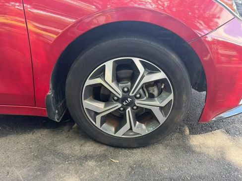Used 2019 Kia Forte LXS FWD image 16