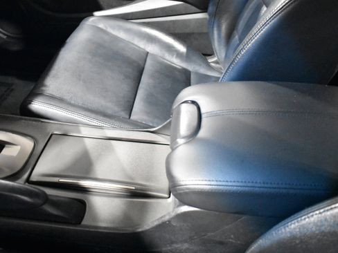 Used 2012 Honda Accord EX-L image 22