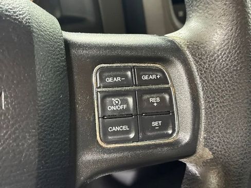 Used 2018 RAM 1500 Express AWD/4WD image 15