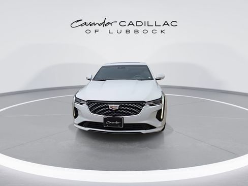 Certified 2025 Cadillac CT4 Luxury RWD image 3