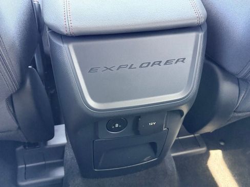 New 2026 Ford Explorer Active RWD image 12