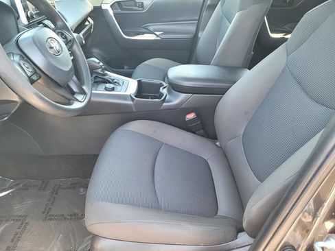 Certified 2023 Toyota RAV4 LE AWD/4WD image 15