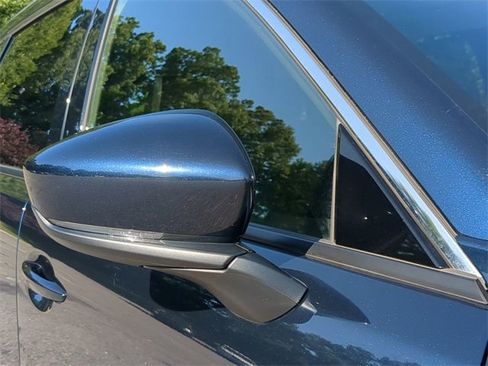 Used 2024 MAZDA CX-90 3.3 Turbo w/ Premium Package image 11