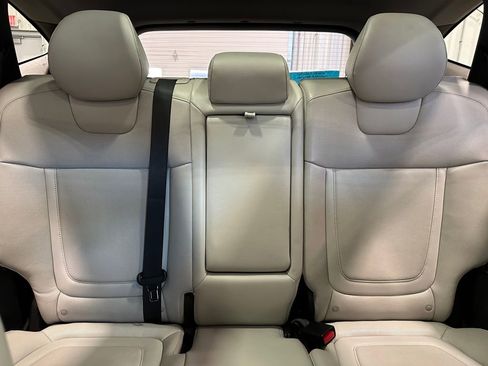 Used 2024 Hyundai Tucson Limited image 32