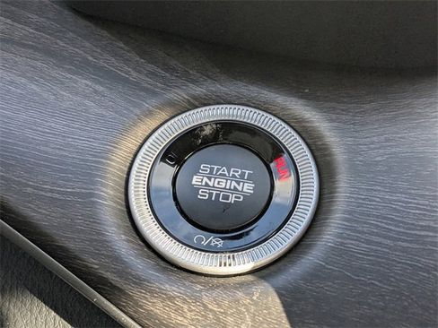 New 2025 Jeep Grand Cherokee Limited image 29