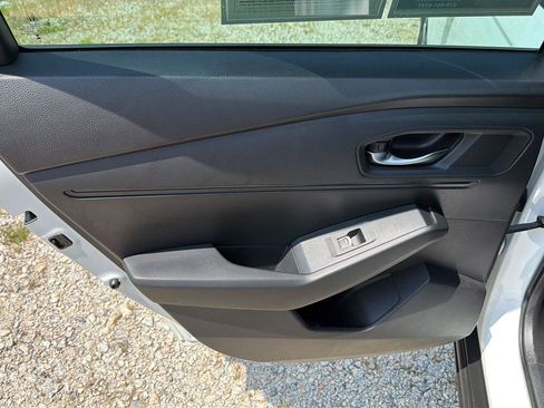 Used 2024 Honda Accord EX image 17