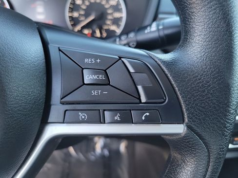 Used 2024 Nissan Altima 2.5 SV image 7