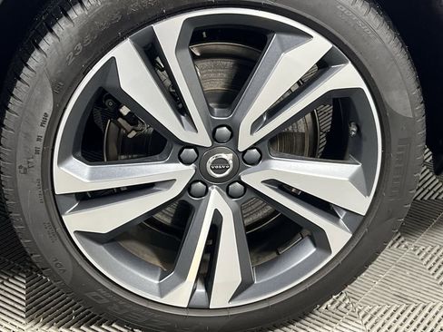 Certified 2025 Volvo V60 B5 Cross Country Plus image 18