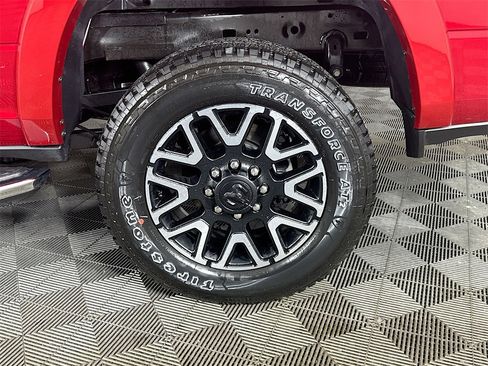 New 2026 RAM 2500 Limited w/ Towing Technology Group image 17