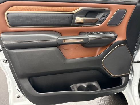 Used 2023 RAM 1500 Limited image 12