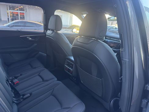 New 2026 Audi Q7 3.0T Premium Plus image 18