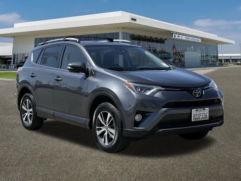 Used 2018 Toyota RAV4 XLE w/ Plus Extra Value Package image 2