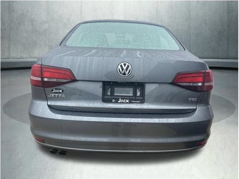 Used 2018 Volkswagen Jetta Wolfsburg Edition FWD image 5