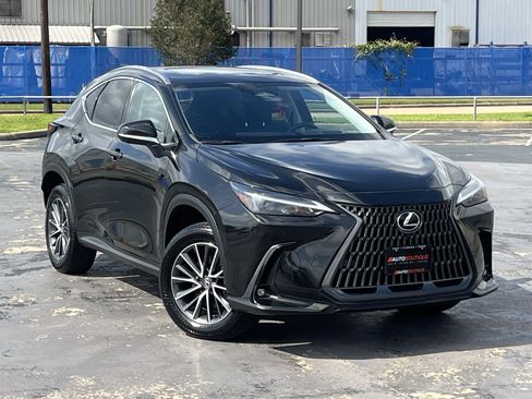 Used 2024 Lexus NX 350h AWD w/ Vision Package image 3