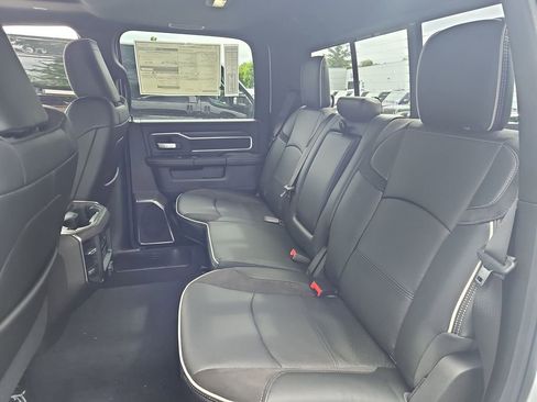 New 2026 RAM 2500 Laramie w/ Night Edition AWD/4WD image 14